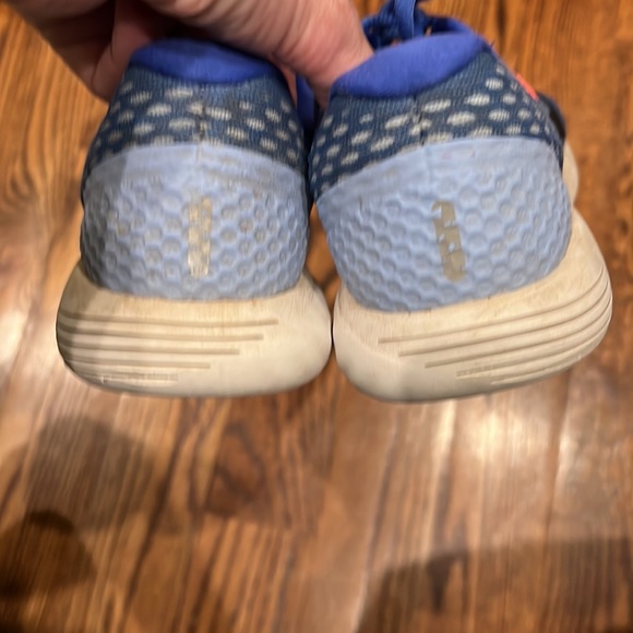 Nike Kids Lunarglide 8 sneaker size 5.5 - Picture 5 of 10